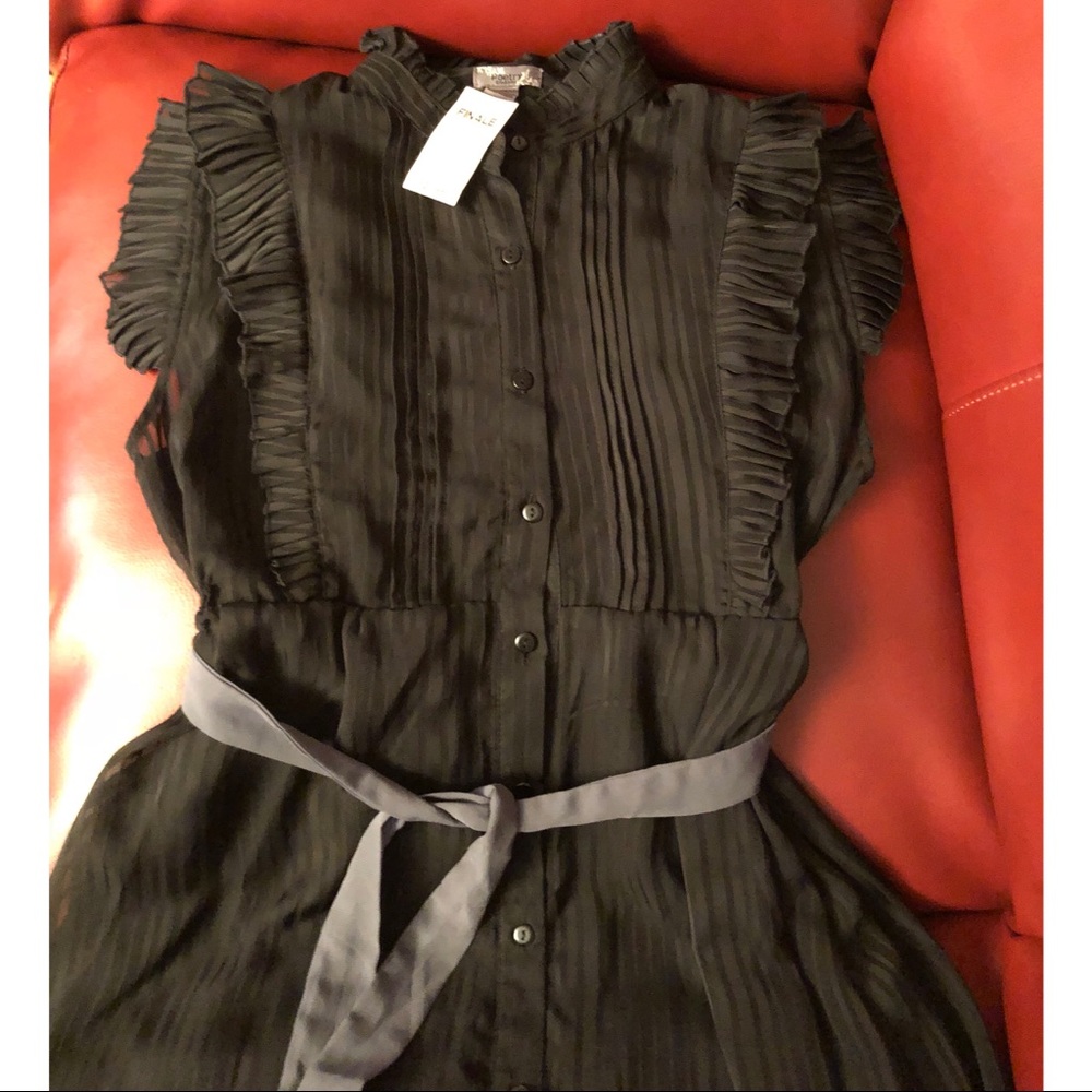 Black button up dress with grey belt